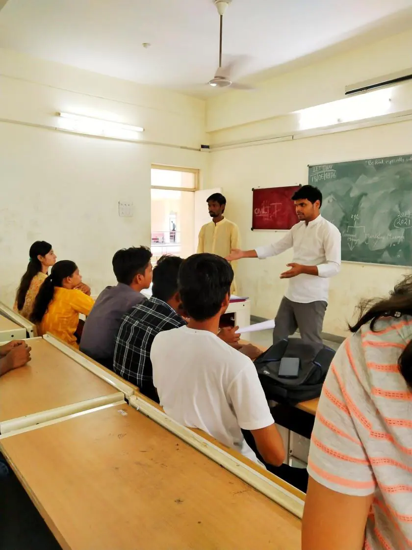 Students at a climate seminar.